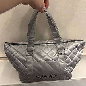 Park Lane Tote - EUC